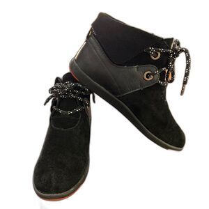 EMU Australia Suede Sheepskin Lace Up Ankle Boots Black Leather Warm Women’s 9